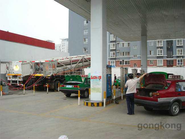 工控嵌入式工控机在加气站的应用